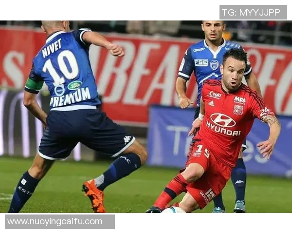 布尔格与瓦朗谢的激烈对决揭示法乙联赛的竞争魅力与球队实力较量